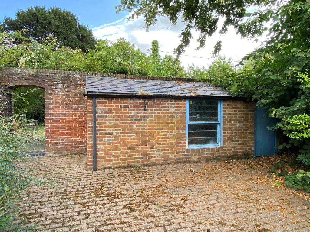 Additional image 22 of Thong Lane, Shorne,