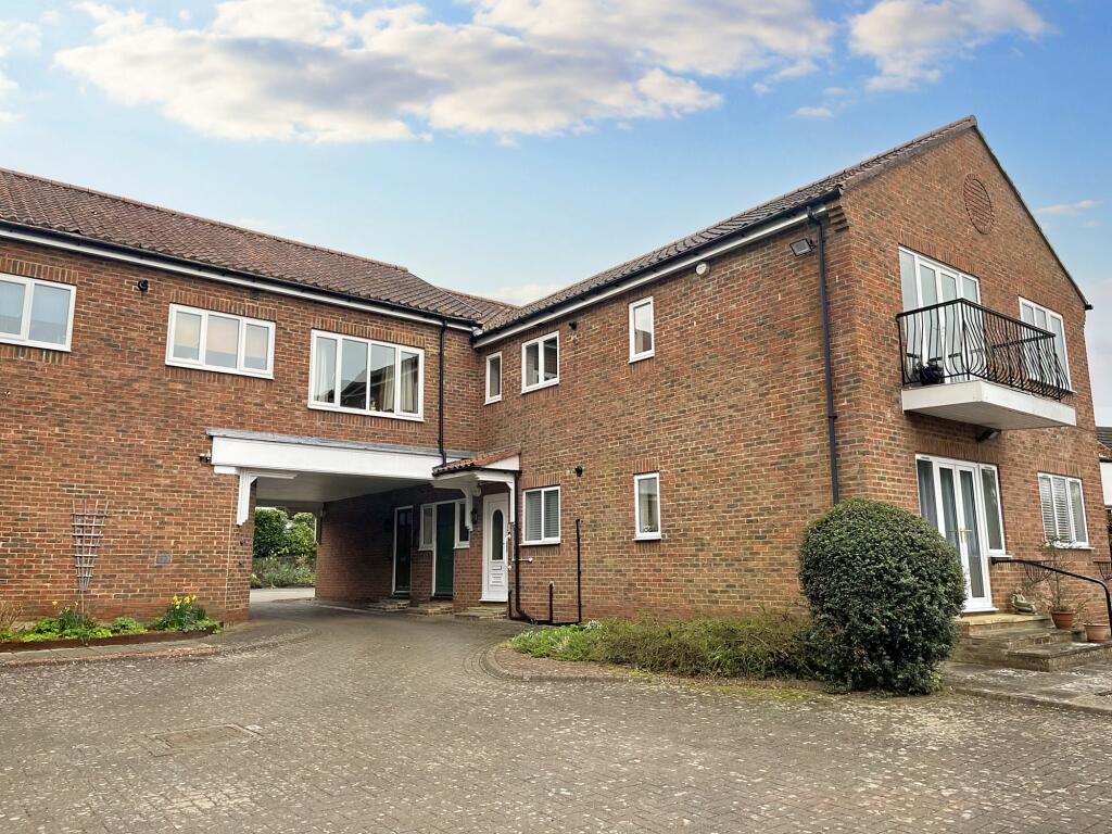 Primary image of Low Road West, Shincliffe, Durham, Durham, DH1 2LY