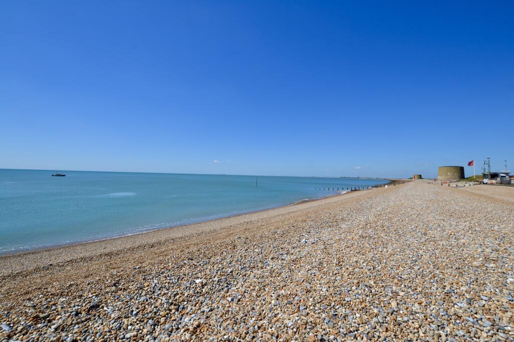 Additional image 14 of Drift, Fishermans Beach, Hythe, Kent