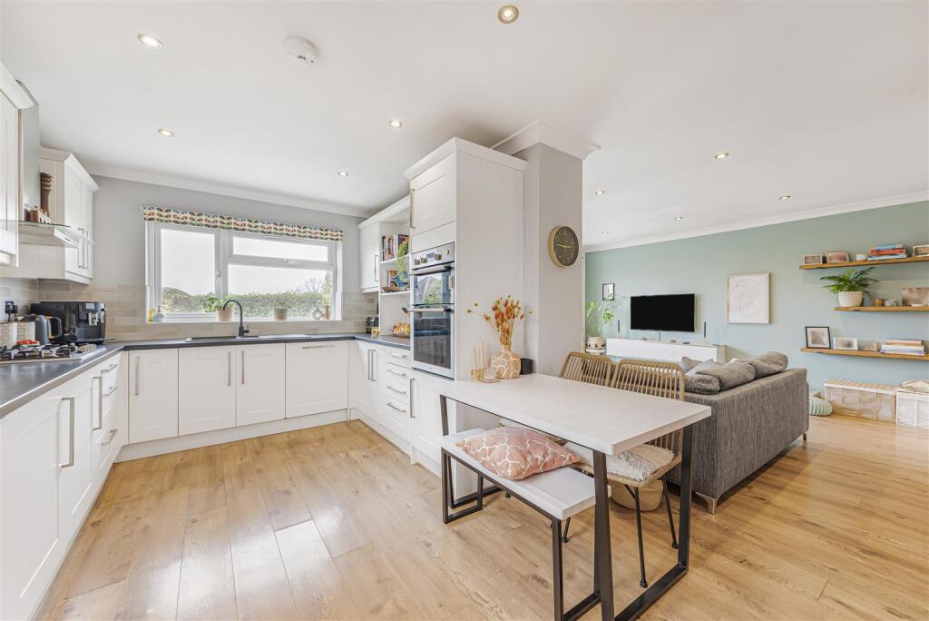 Additional image 16 of Johns Road, Meopham