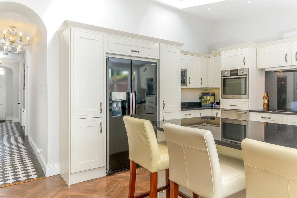 Additional image 9 of Station Road Kenilworth, Warwickshire, CV8 1JD