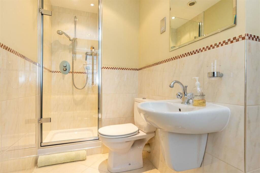 Additional image 15 of Walton Way, Wellesbourne