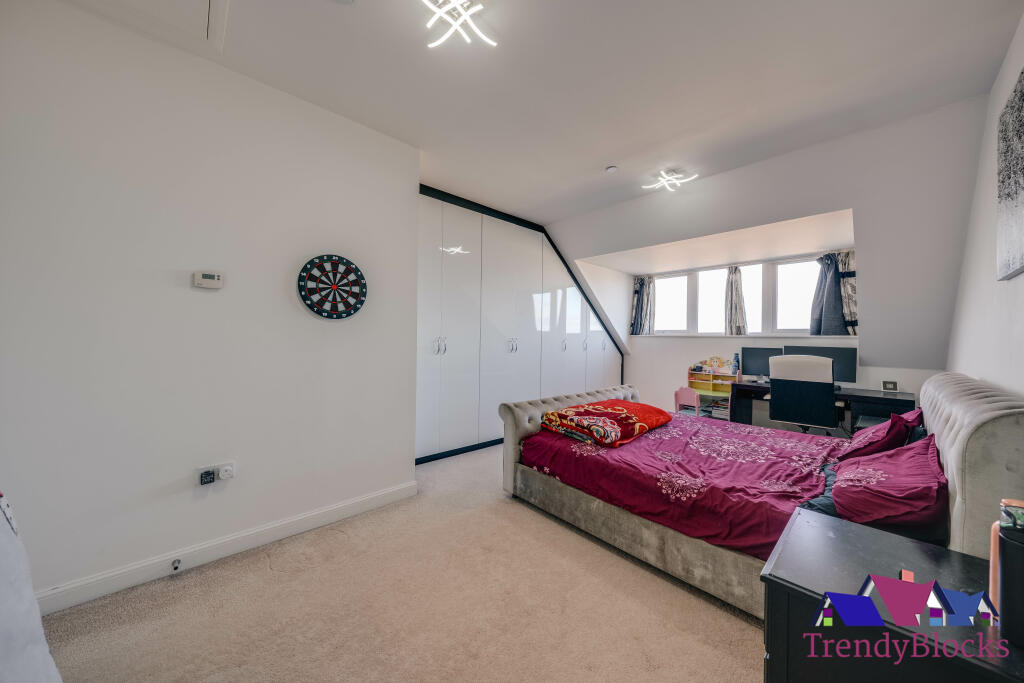 Additional image 29 of Burroughs Drive, Dartford, Kent, DA1