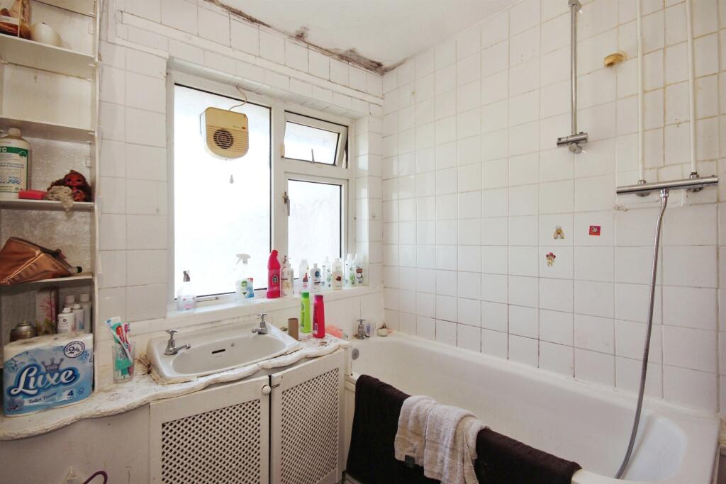 Additional image 7 of Bushberry Avenue, Tile Hill, Coventry