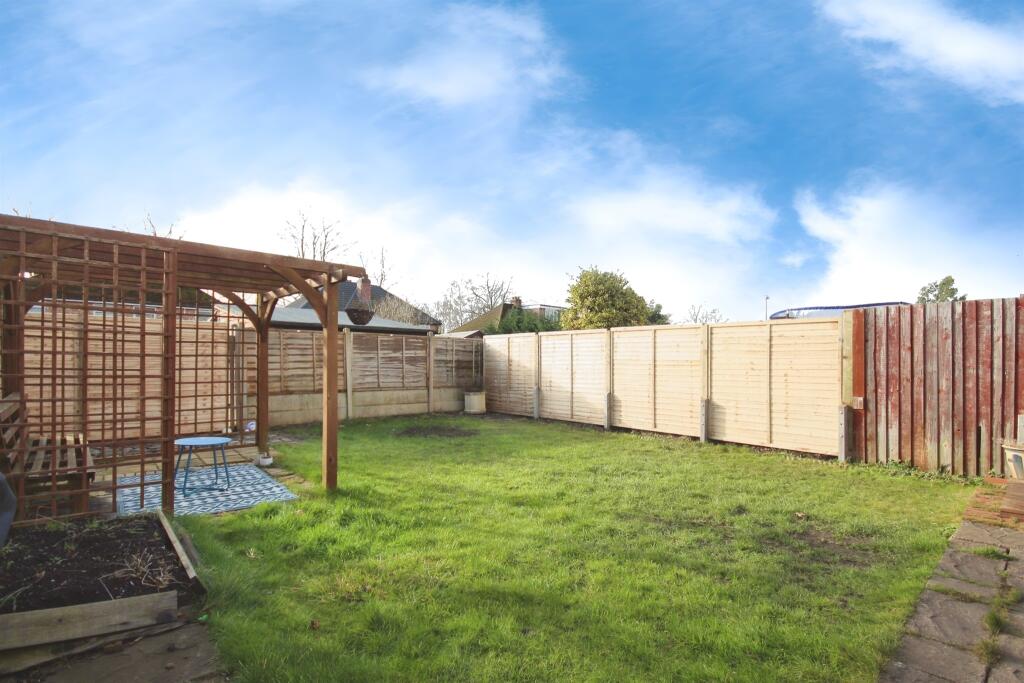 Additional image 18 of Dale Close, Warwick