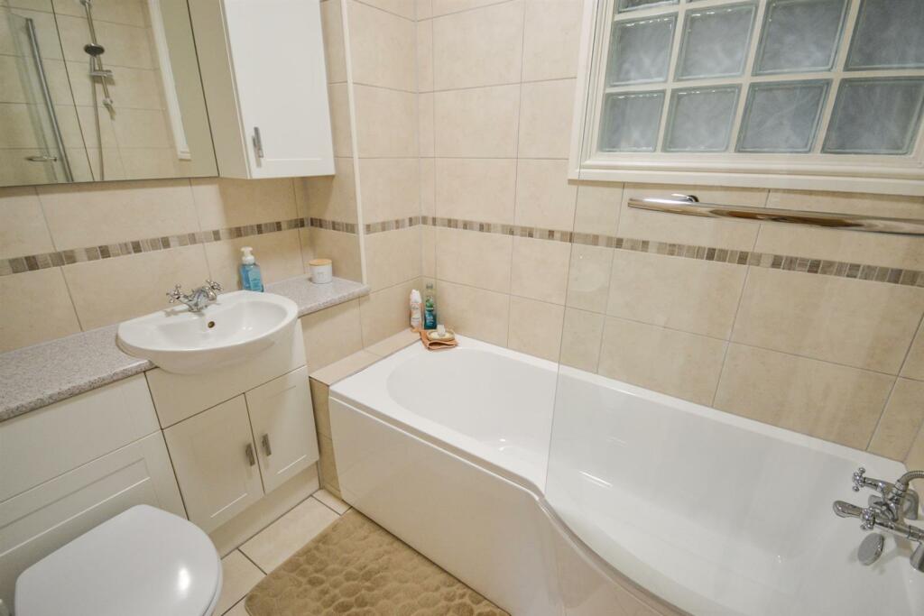 Additional image 13 of St Peters Court, Market Bosworth