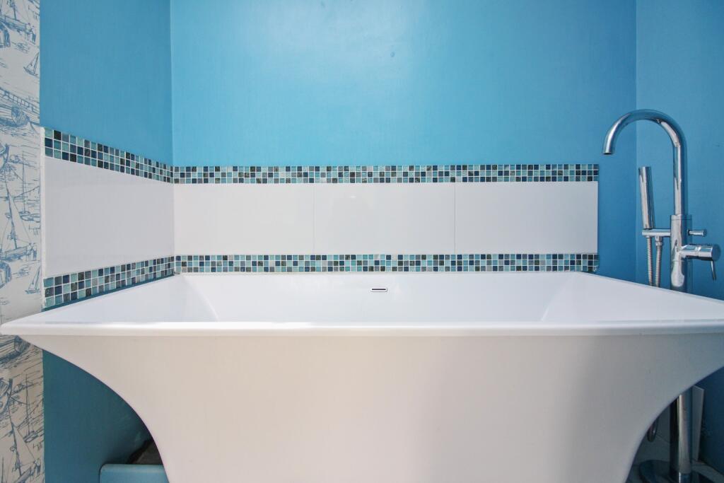 Additional image 15 of Sandwich Road, Ash