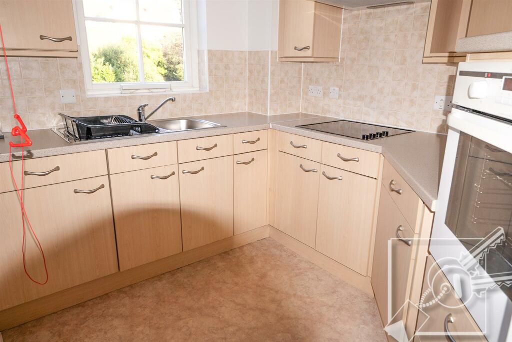 Additional image 6 of Glen View, Gravesend