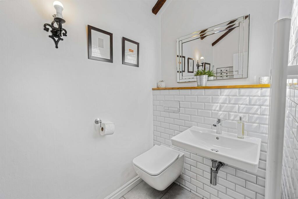 Additional image 15 of Holmes Chapel Road, Lach Dennis