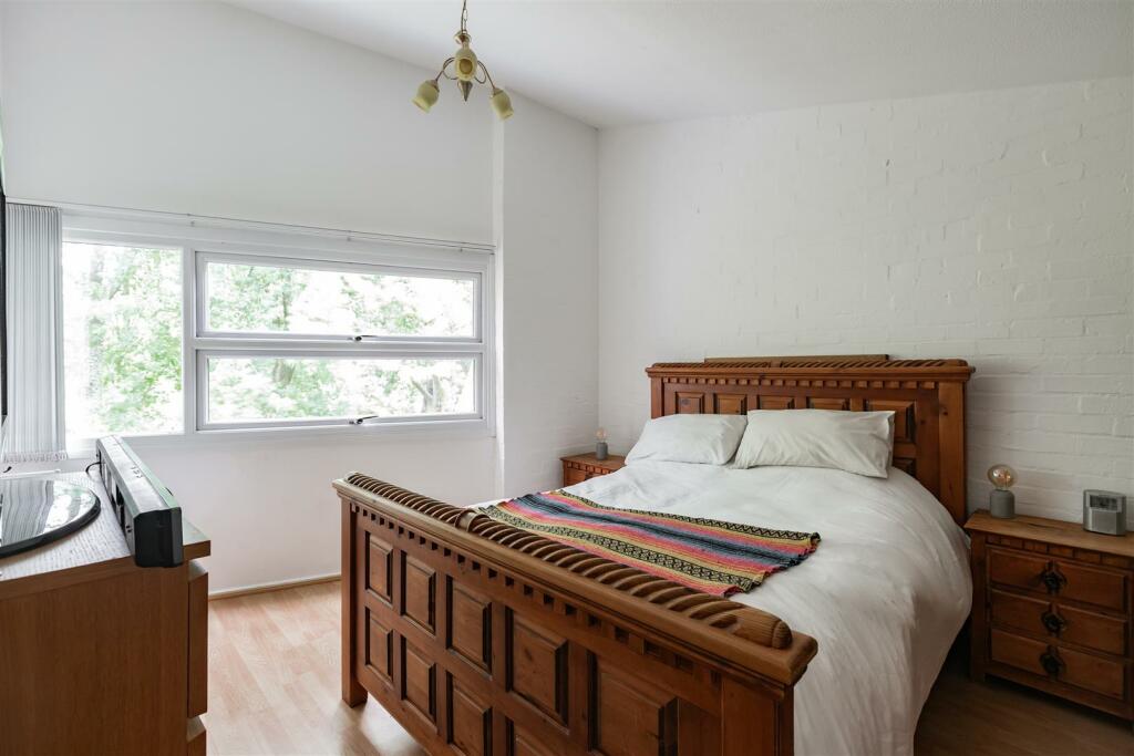 Additional image 16 of Lambardes, New Ash Green