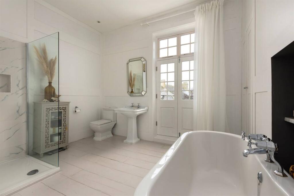 Additional image 23 of Central Parade, Herne Bay