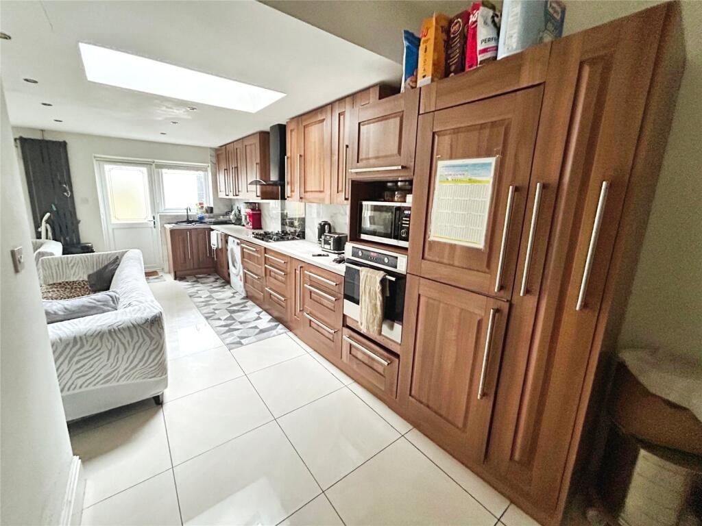 Additional image 32 of Lythalls Lane, Coventry, West Midlands, CV6