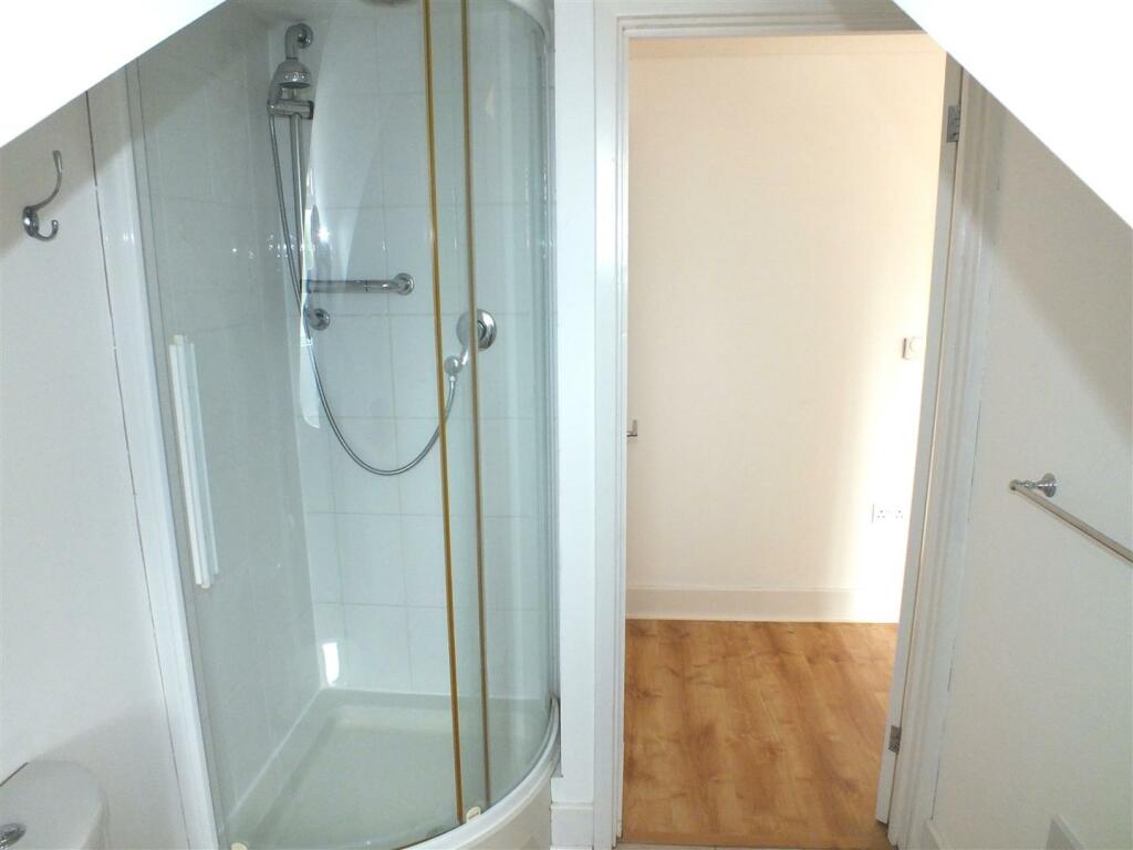 Additional image 26 of Cornwallis Avenue, Folkestone