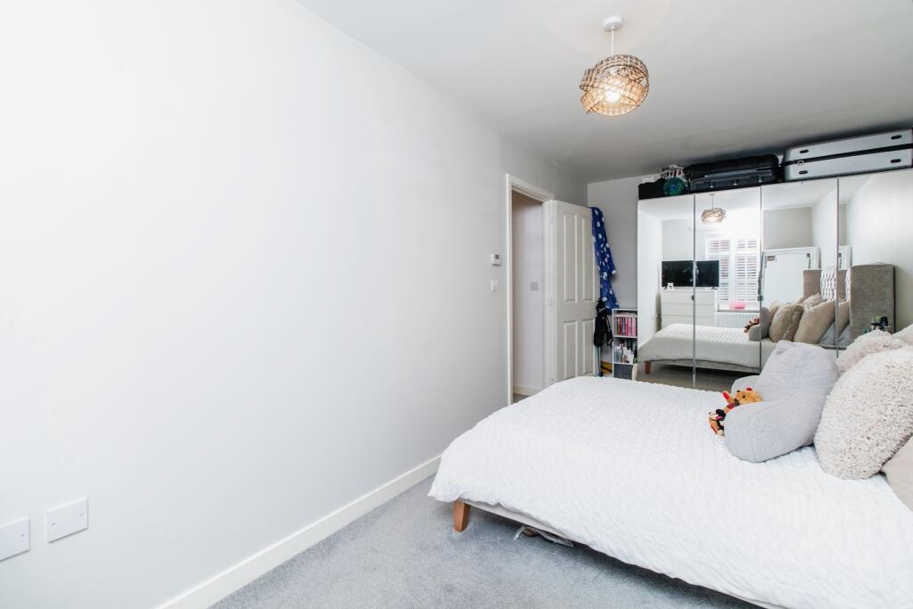 Additional image 9 of Hildefirth Close, Weldon, Ebbsfleet Valley, Swanscombe, DA10