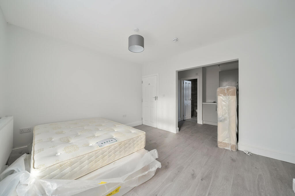 Additional image 11 of Milton Road, Gravesend, Kent