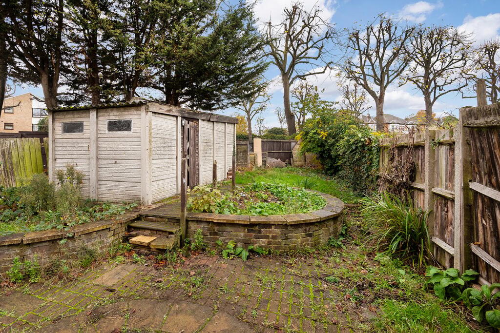 Additional image 11 of Park Crescent, Erith, DA8