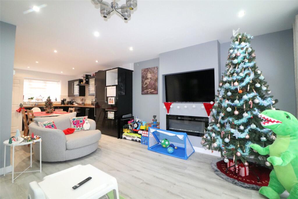 Additional image 2 of Myrtle Close, Erith, DA8