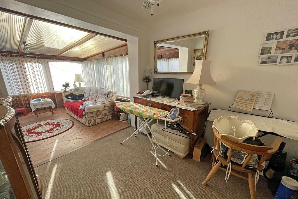 Additional image 5 of Holmes Road, Whitnash, Leamington Spa