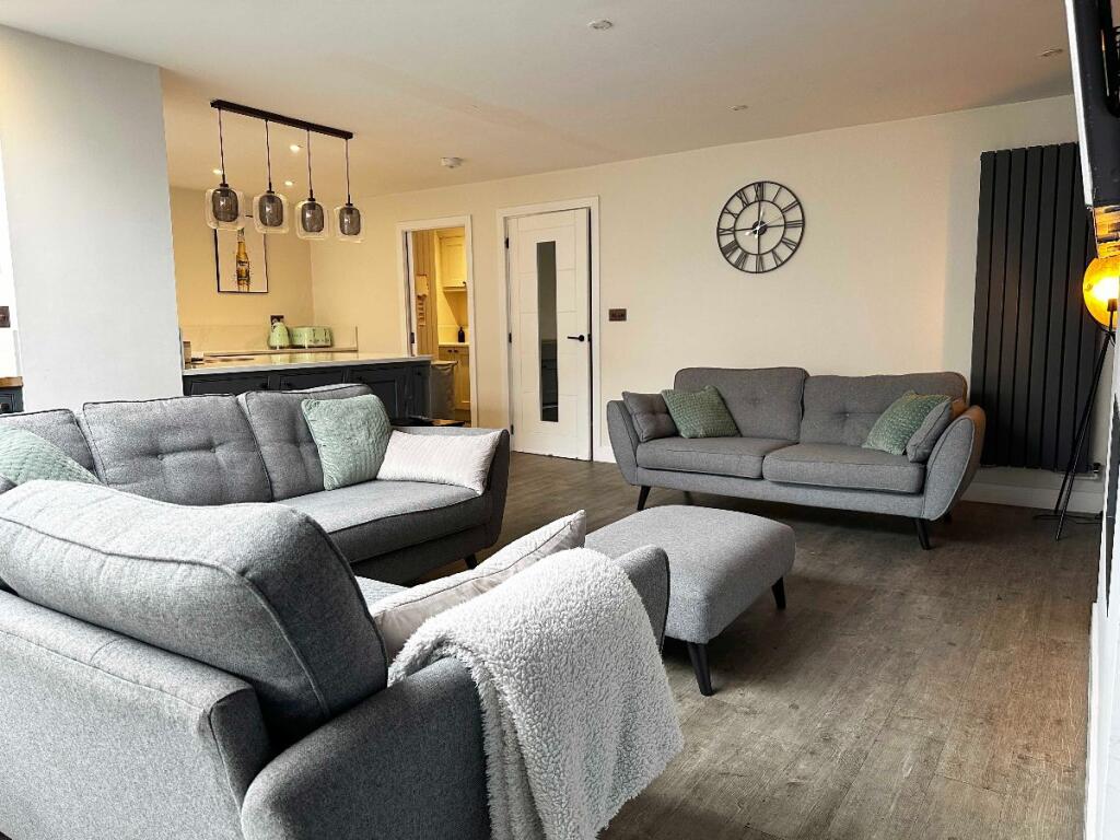 Additional image 4 of Priors Grove Close, Chase Meadow, Warwick