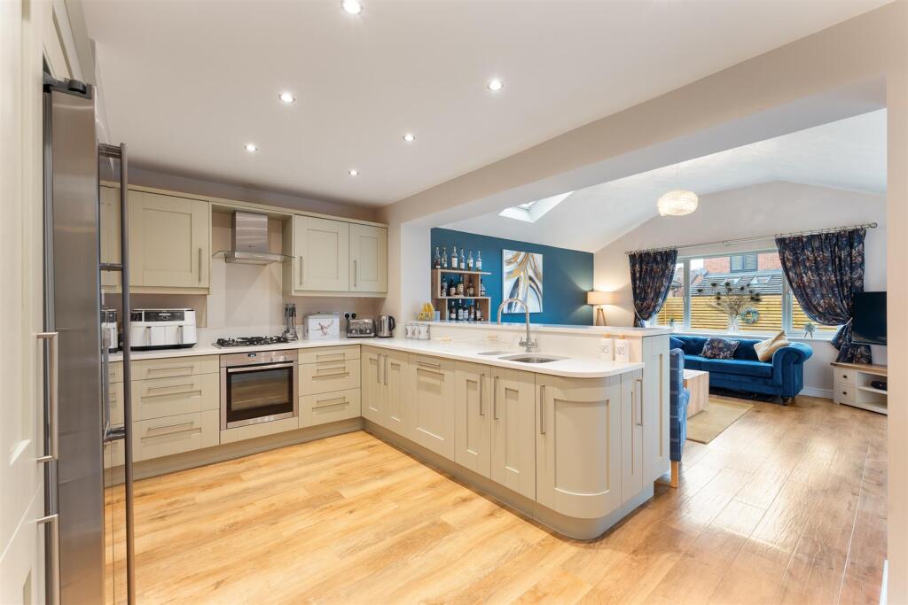 Additional image 8 of An Exceptional Family Home, Conveniently Placed in Kingsmead