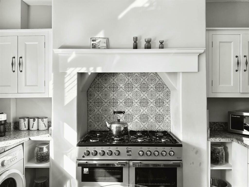 Additional image 12 of Greaves Lane, Ashford-In-The-Water, Bakewell, Derbyshire, DE45 1QH