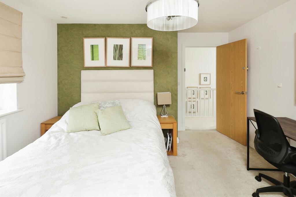 Additional image 13 of Drovers Close, Balsall Common, Coventry