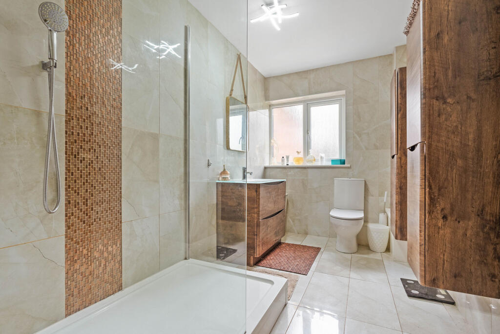 Additional image 20 of Birmingham Road, Stratford-upon-Avon, CV37