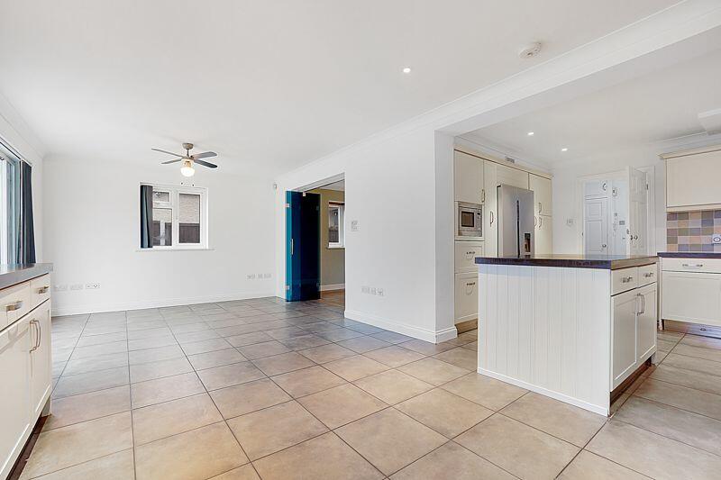 Additional image 25 of Carlton Avenue, Greenhithe