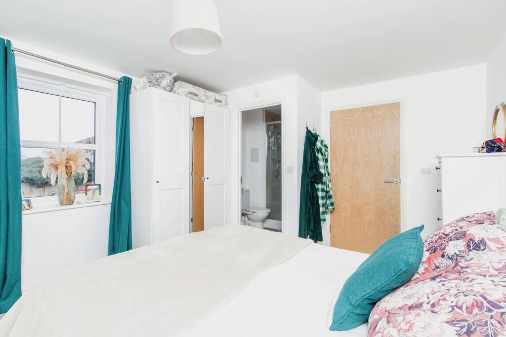 Additional image 10 of 6 Sayers Way, Erith, DA8