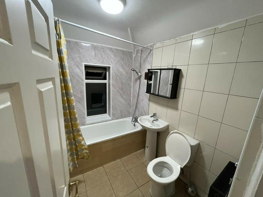 Additional image 10 of The Close, Leamington Spa, Warwickshire, CV31