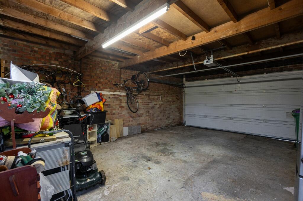 Additional image 39 of Corone Close, Folkestone, CT19