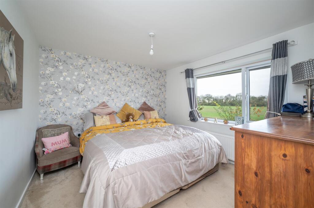 Additional image 11 of St. Laurence Close, Rowington, Warwick