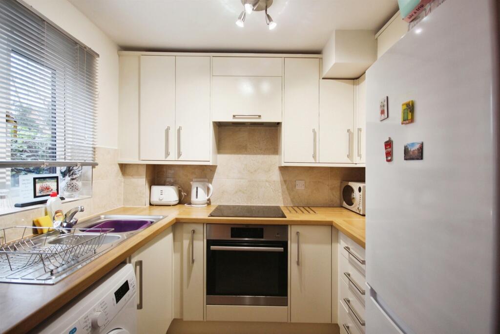 Additional image 4 of Alexandra Court, Kenilworth