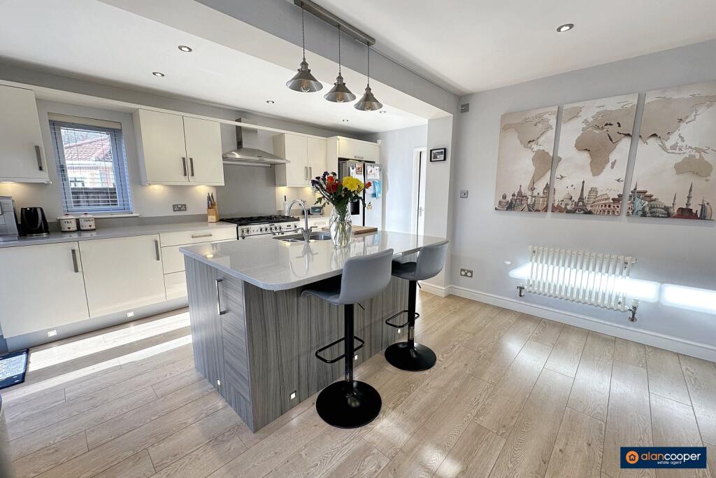 Additional image 6 of Dorcas Close, Thornhill, Nuneaton, CV11 6XL