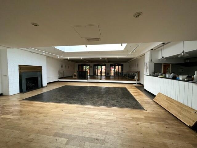 Additional image 5 of 16-18 High Street, Warwick