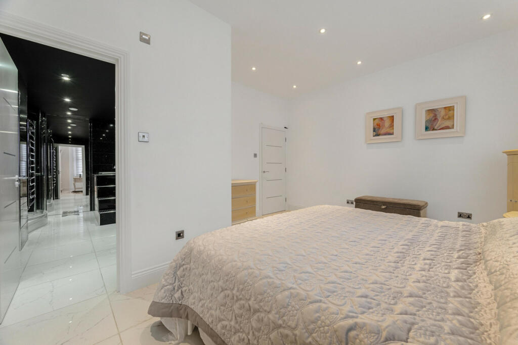 Additional image 18 of Parade, Leamington Spa, Warwickshire CV32 4DG