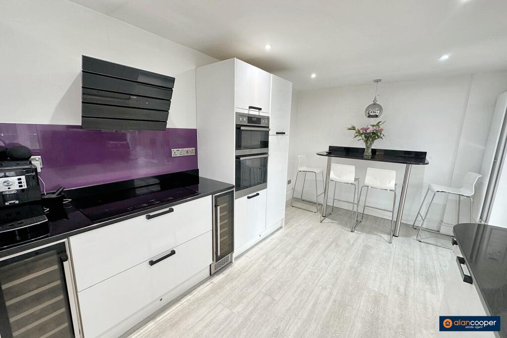 Additional image 7 of Pallett Drive, St Nicolas Park, Nuneaton, CV11 6LT