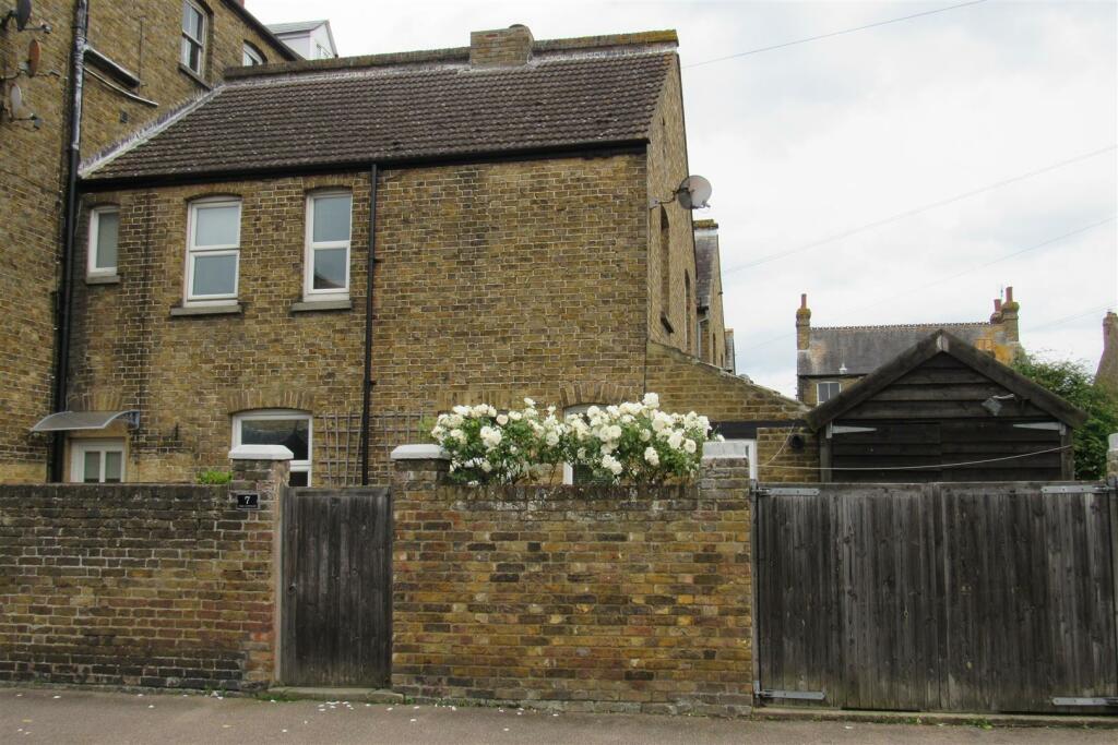 Additional image 22 of Cavendish Road, Herne Bay