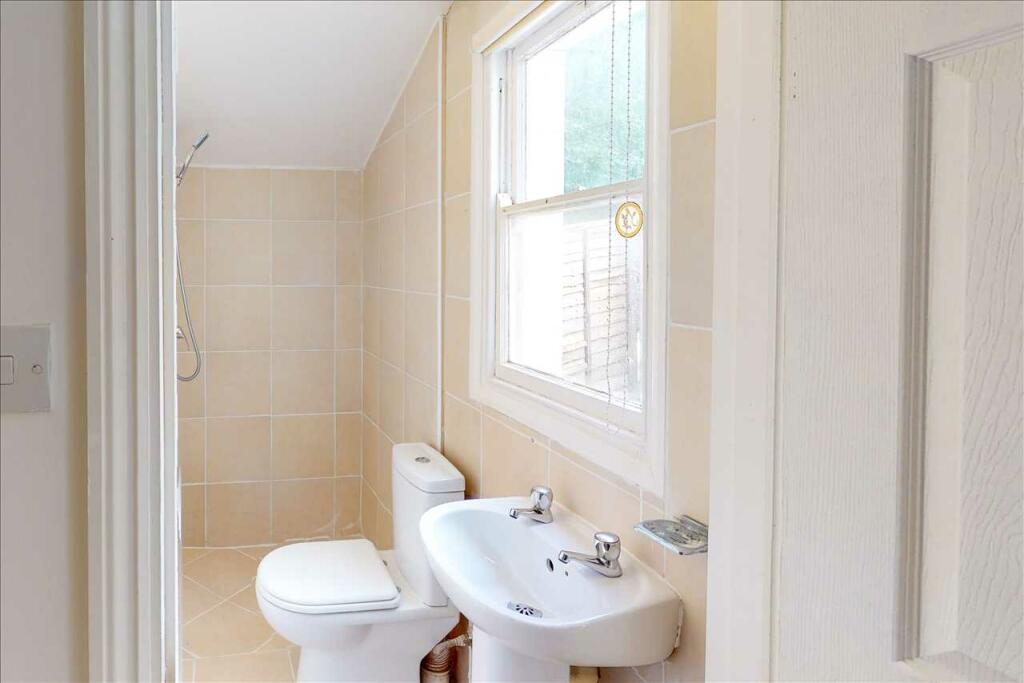 Additional image 5 of St Thomas Hill, Canterbury