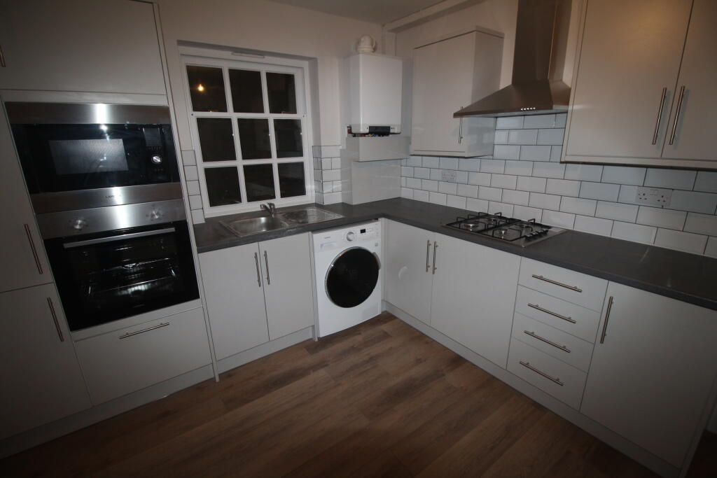 Additional image 5 of Flat 1, 23 Clemens Street, Leamington Spa
