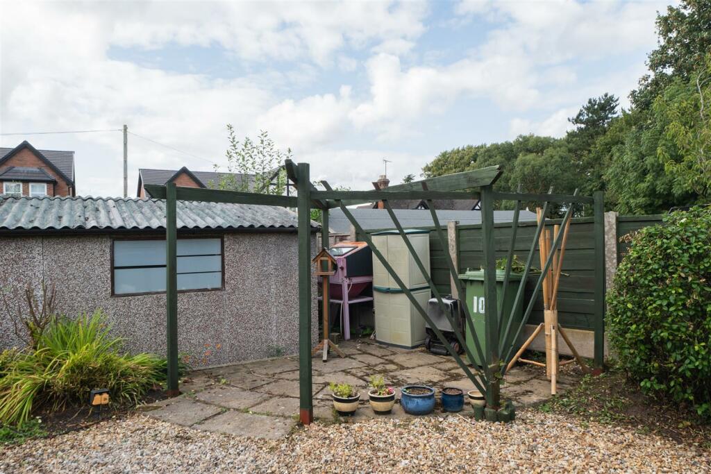 Additional image 32 of Meadow Close, Cuddington, Cheshire