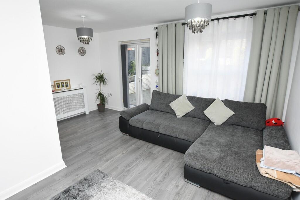 Additional image 5 of Overbecks Close, Rugby