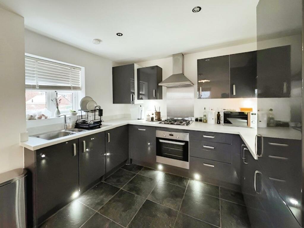 Additional image 9 of Rosedale Road, Warwick