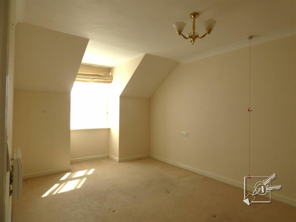 Additional image 7 of Glen View, Gravesend