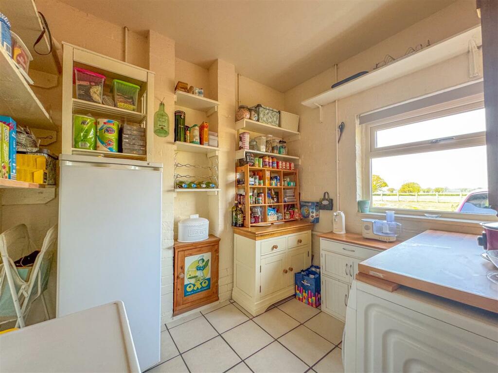 Additional image 6 of Bosworth Road, Congerstone, Nuneaton