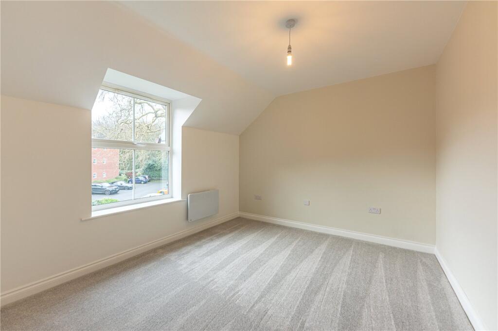 Additional image 6 of Romani Close, Warwick, Warwickshire, CV34