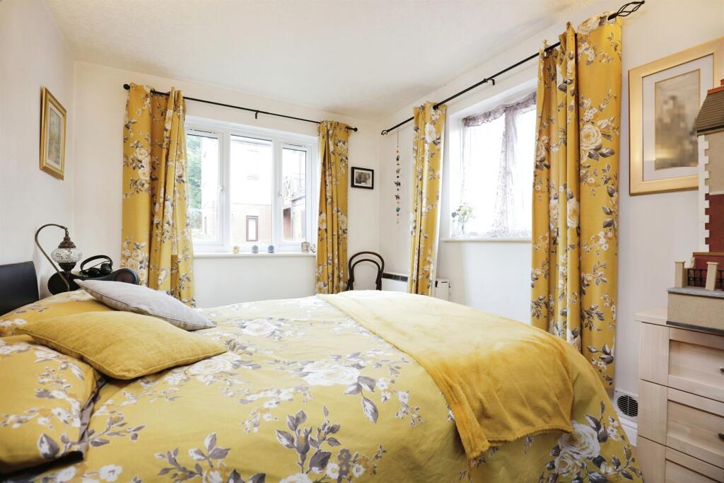 Additional image 4 of Alexandra Court, KENILWORTH