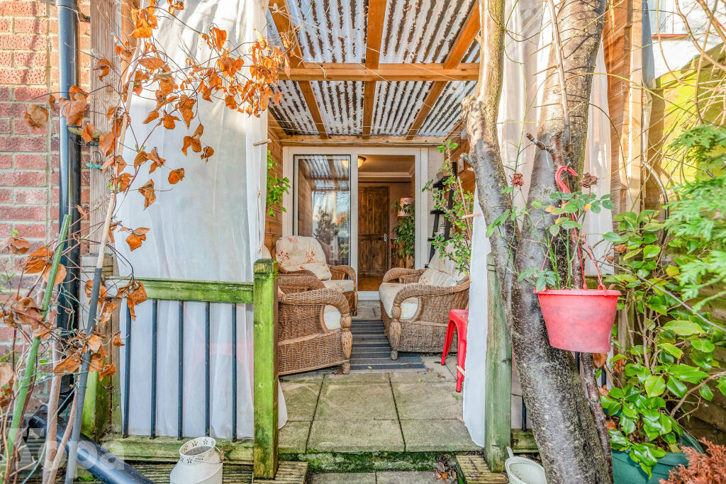 Additional image 10 of Stanley Crescent, Gravesend, DA12