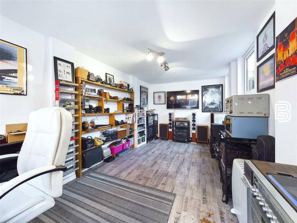 Additional image 22 of Falstaff Drive, Woodlands, Rugby