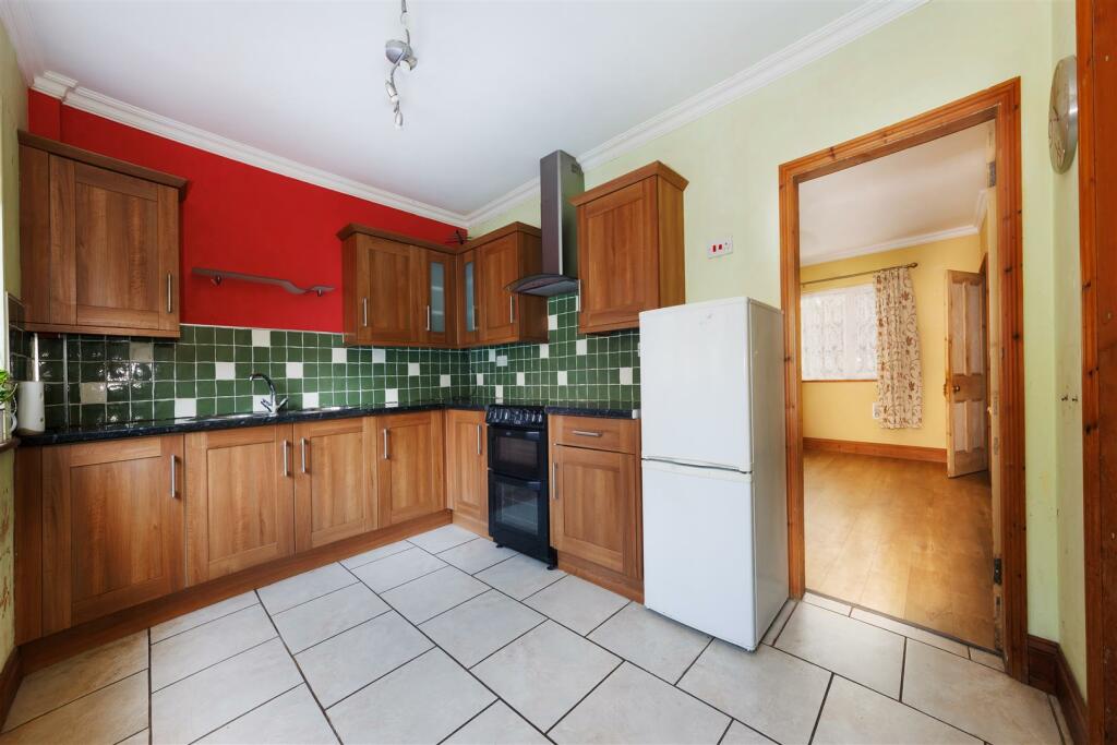 Additional image 4 of Long Itchington Road, Offchurch, Leamington Spa